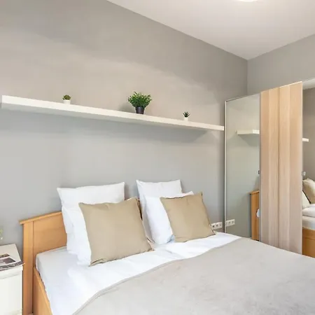 Comfy Flat With Balcony Appartement *