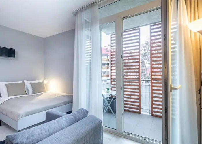 Comfy Flat With Balcony Apartment