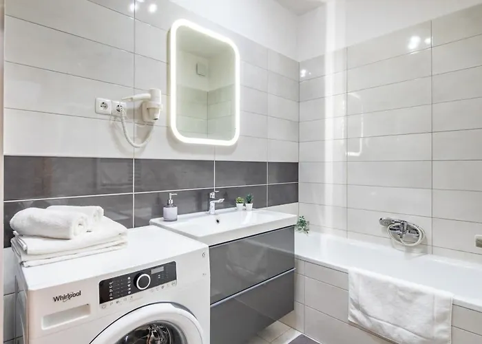 Comfy Flat With Balcony Apartment