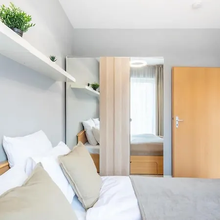 Comfy Flat With Balcony *